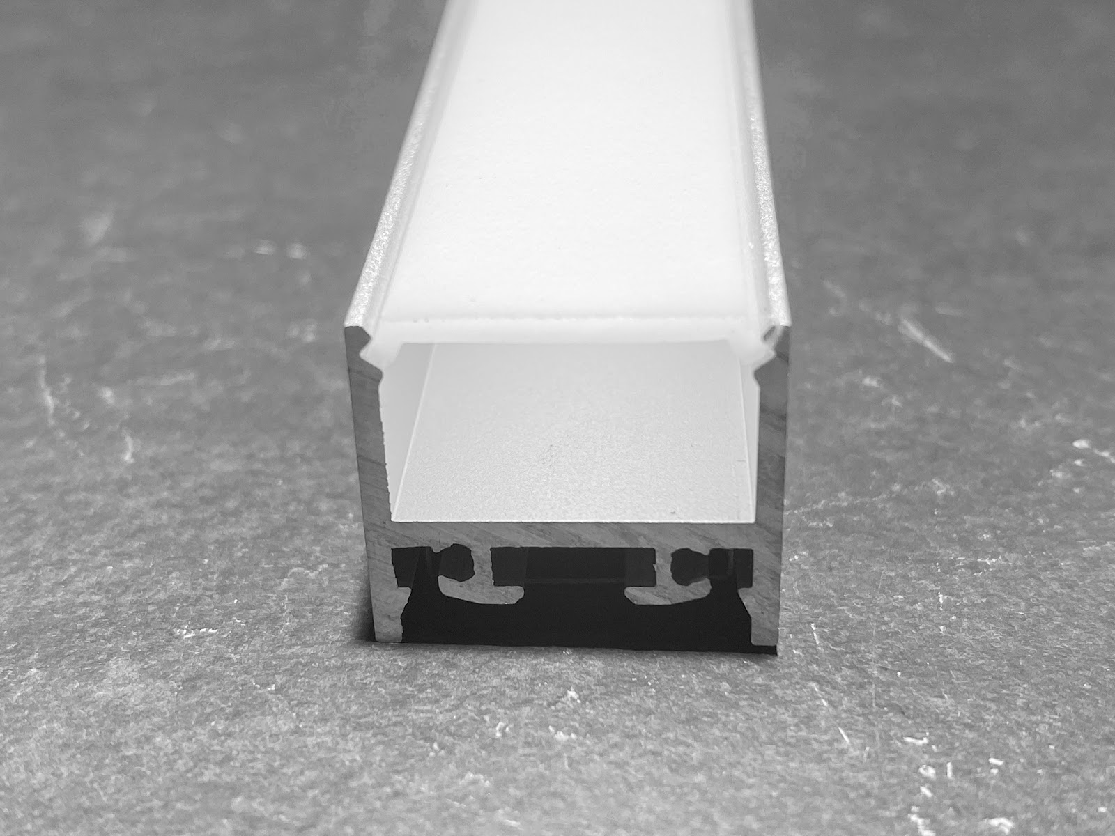 ING-L (30 or 60 degree Lensed) 17.3x19.5